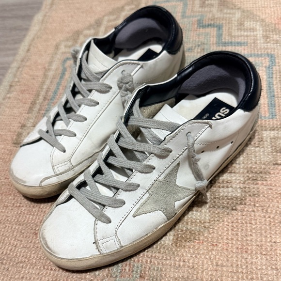 Golden Goose black and white sneakers - Picture 2 of 7